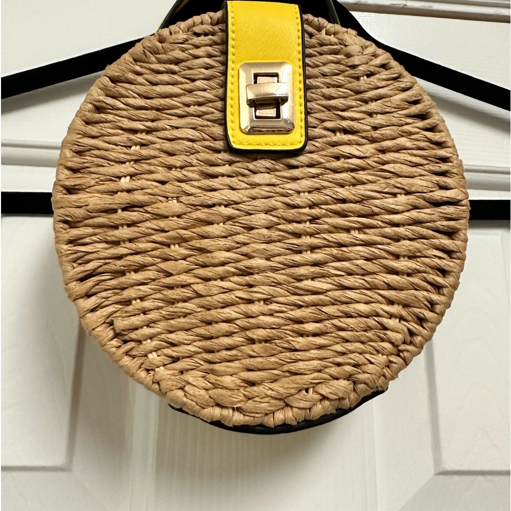 Fun in the Sun ☀️ Bettina Staw Shoulder Purse